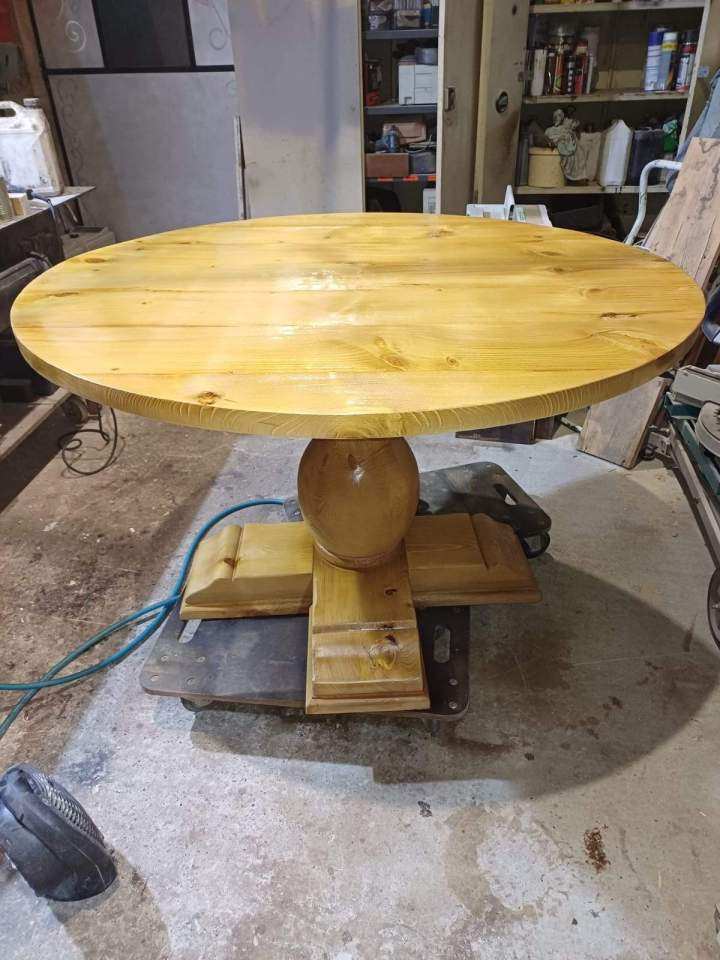 Restauration de table sur mesure à Albertville
